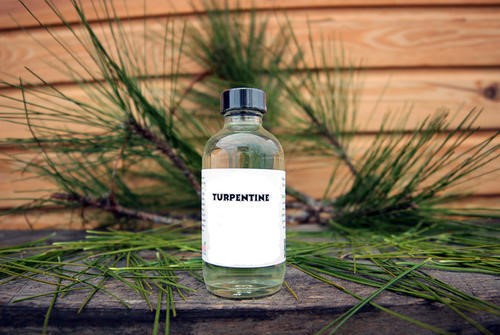 White Spirit Is an Inexpensive Petroleum-Based Replacement for the  Vegetable-Based Turpentine